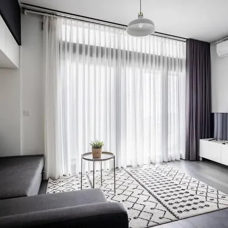 Airy Cozy - Partial Seaview Balcony! #380